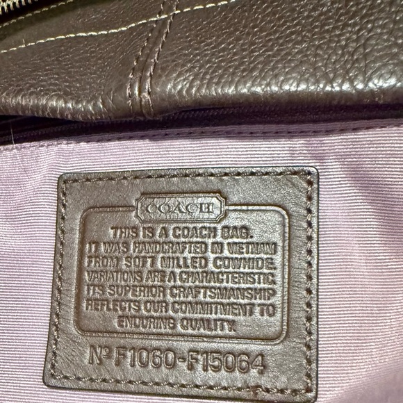 Coach Duffle Convertible Brown Pebble Leather/Lavender Lining Crossbody/Shoulder - Picture 8 of 9